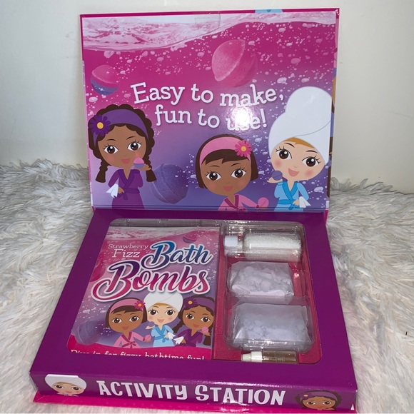 STEM Learning Strawberry Fizz Bath Bombs Book + Kit NEW - Picture 3 of 3
